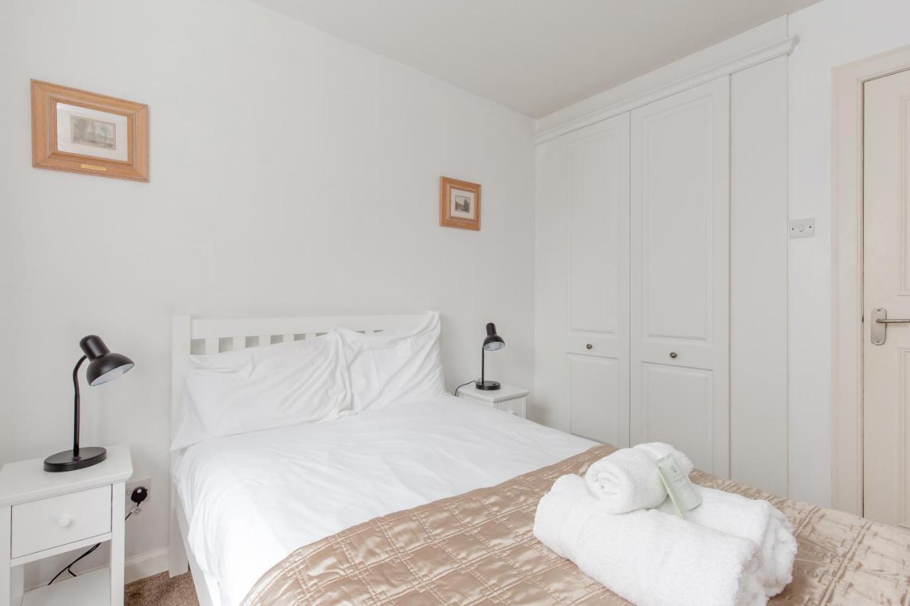 Joivy Chic Apartment In The Heart Of The Royal Mile เอดินบะระ ภายนอก รูปภาพ