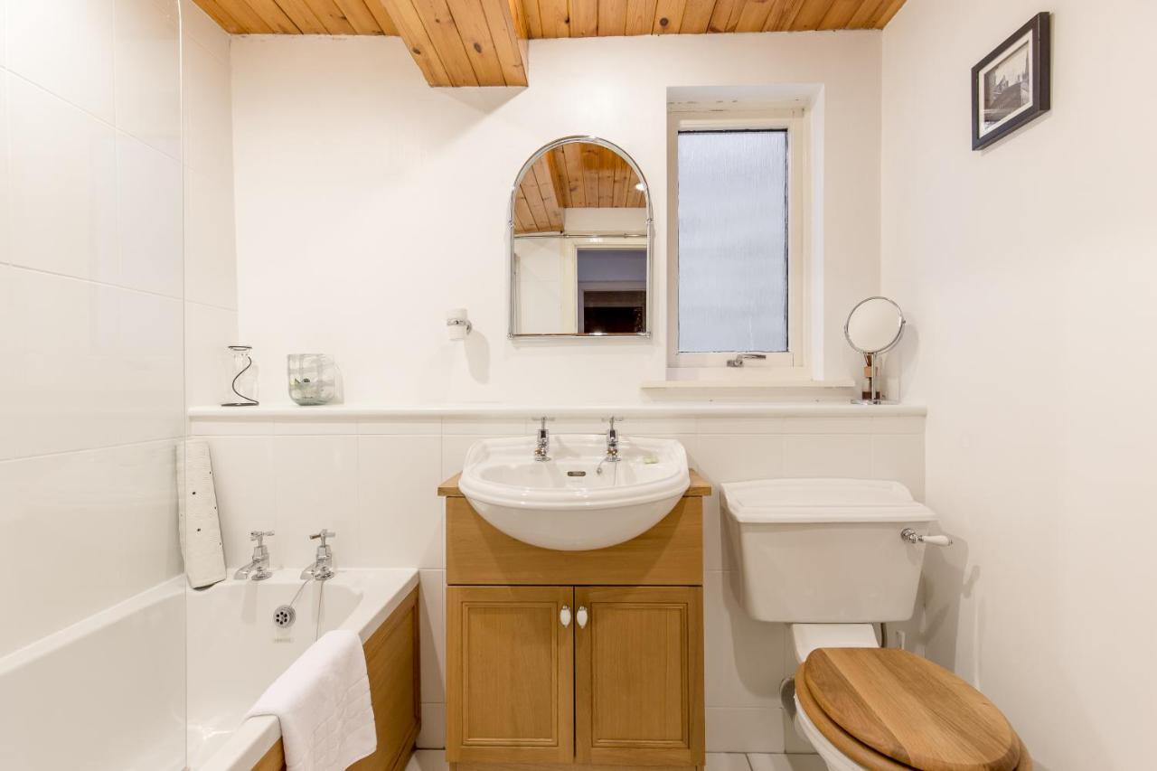 Joivy Chic Apartment In The Heart Of The Royal Mile เอดินบะระ ภายนอก รูปภาพ